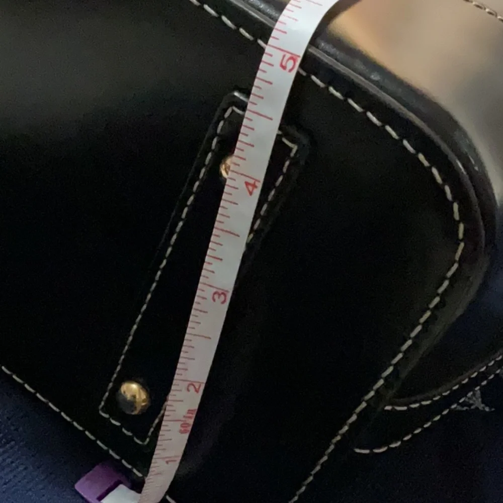 Dooney & Bourke Black Leather Tote Bag - Picture 13 of 14